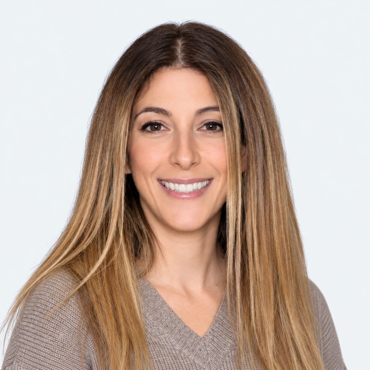Pina Luscri, Account Manager
